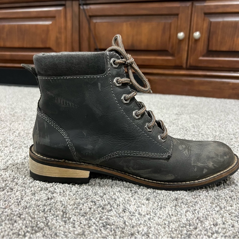 Kodiak Canada Boot’s Jaya Waterproof Ashy Black Leather Hiker Lace Up Women US 9